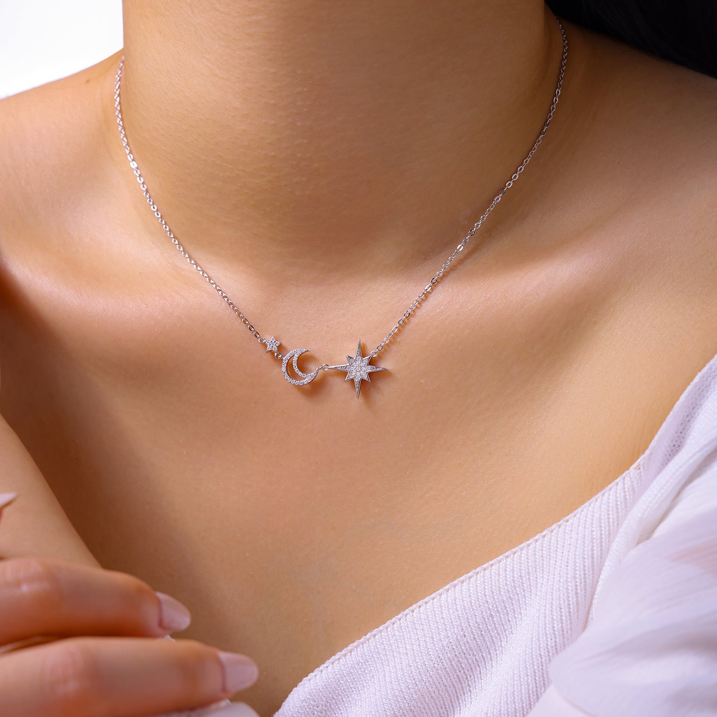 Minimalist Morganite Pendant Necklace | 925 Silver | Elvarina