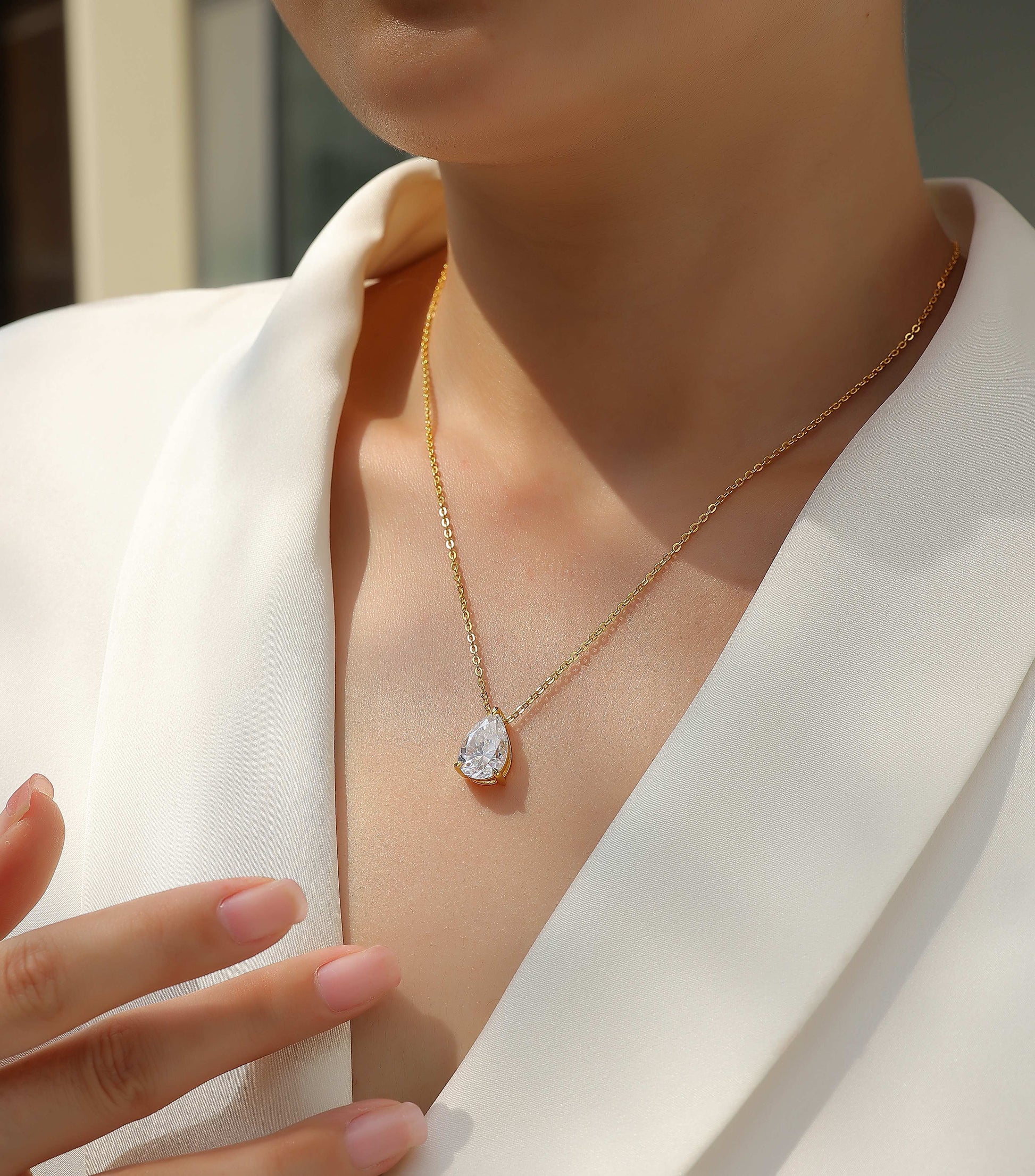 Pear-Shaped Moissanite Necklace | 925 Silver Gold Plated | Elvarina