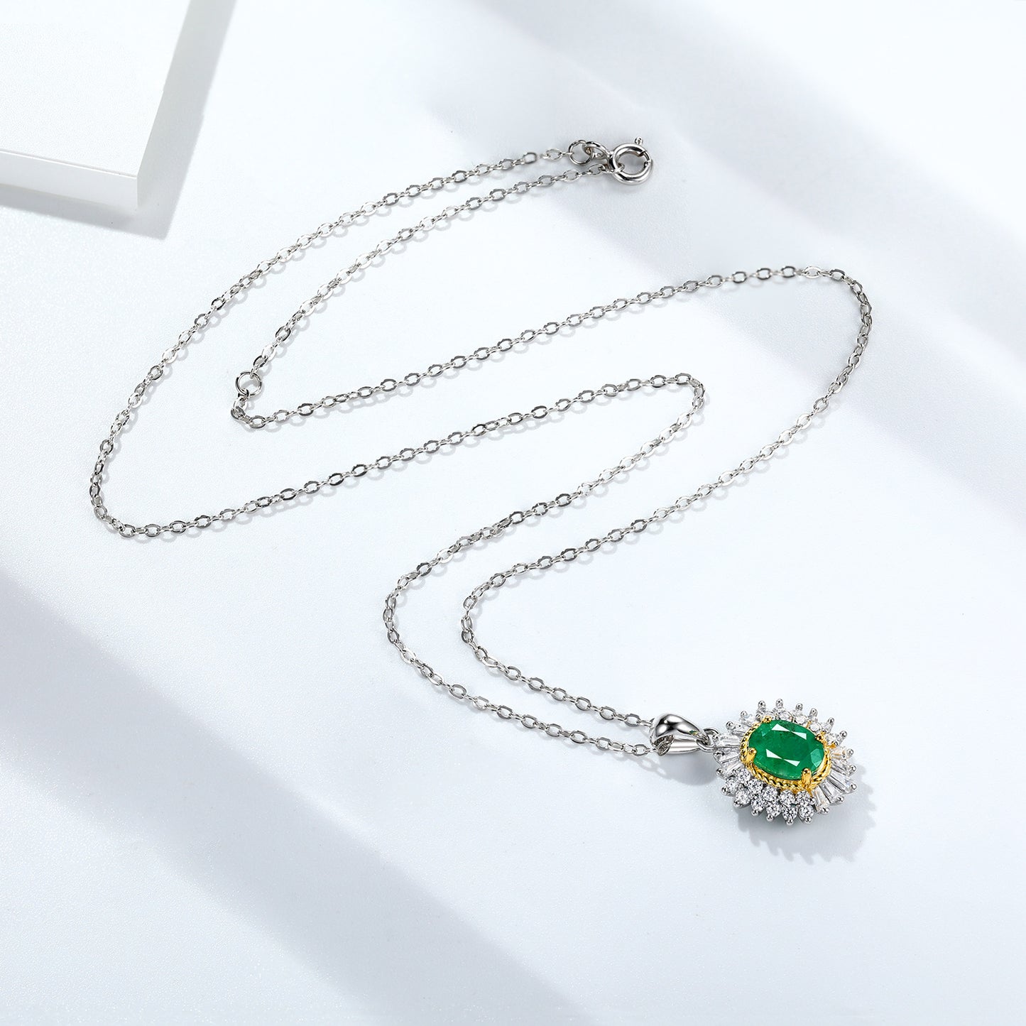 Natural Emerald Pendant Necklace | S925 | Elvarina