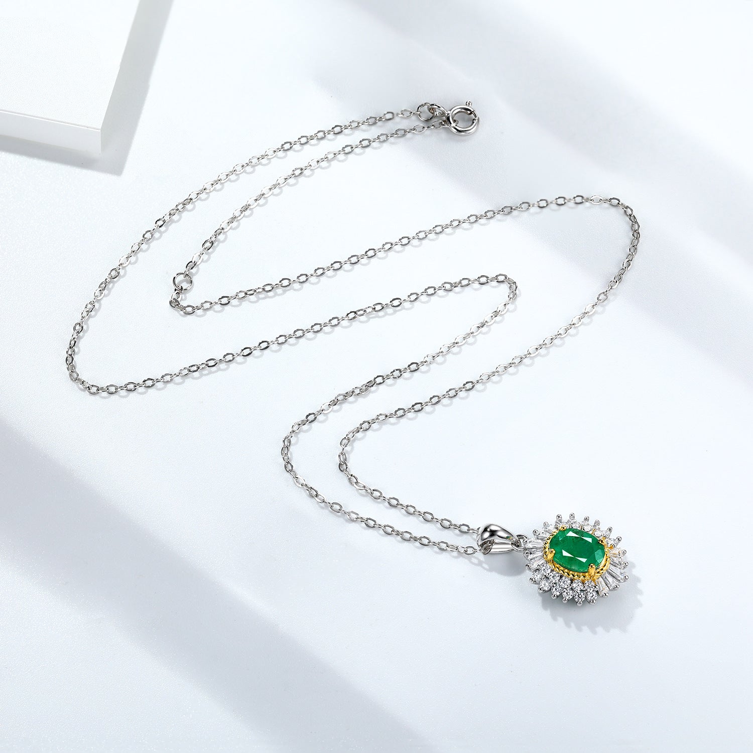 Natural Emerald Pendant Necklace | S925 | Elvarina