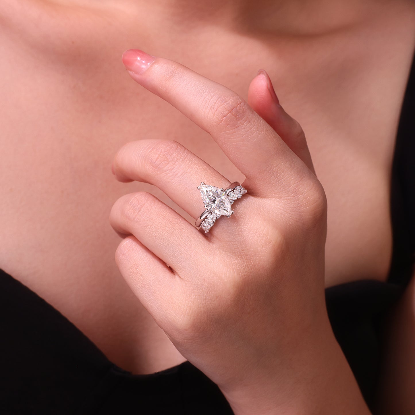 Moissanite Star Eye Ring | 925 Silver Platinum Plated | Elvarina