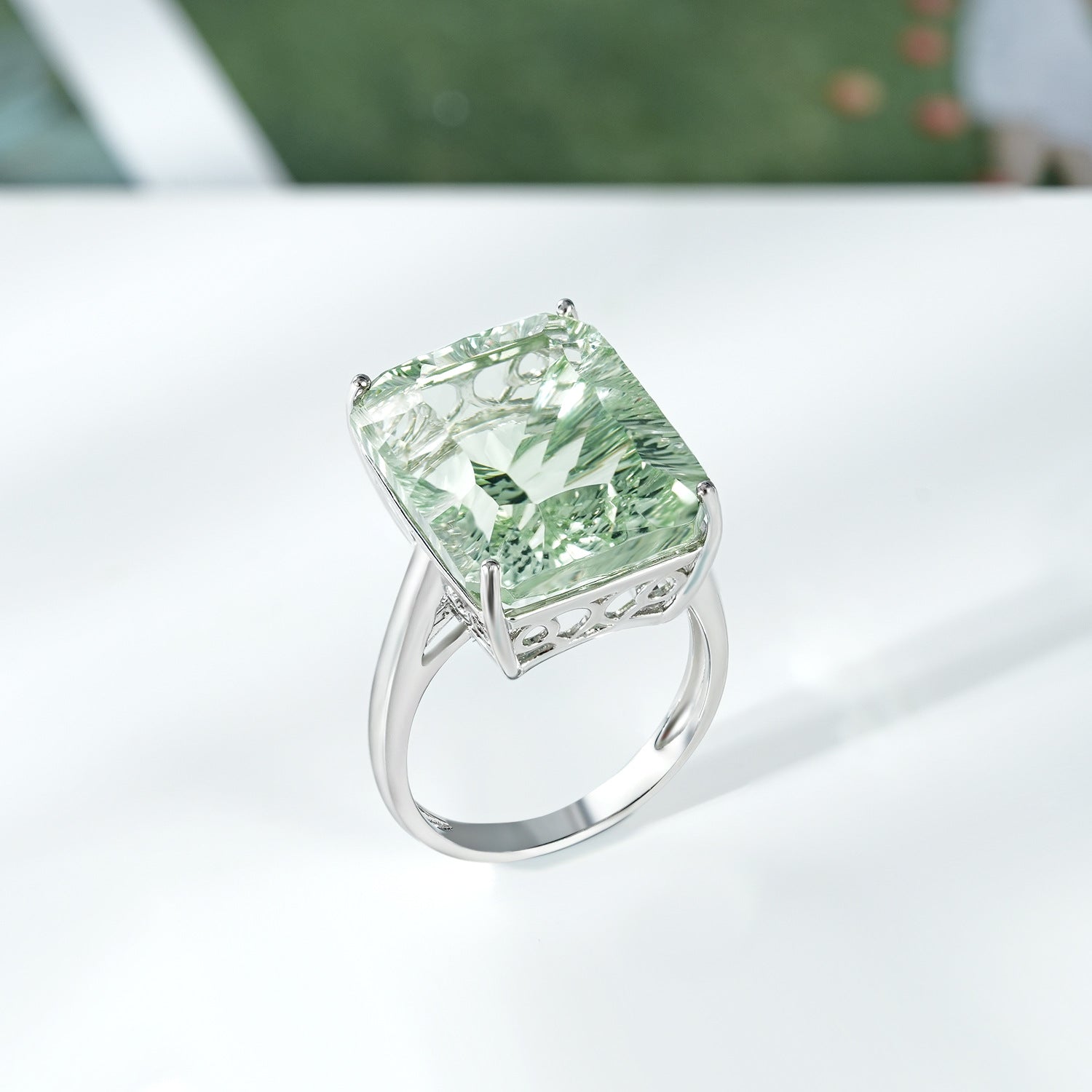 Green Amethyst Egg-Cut Ring | S925 | Elvarina