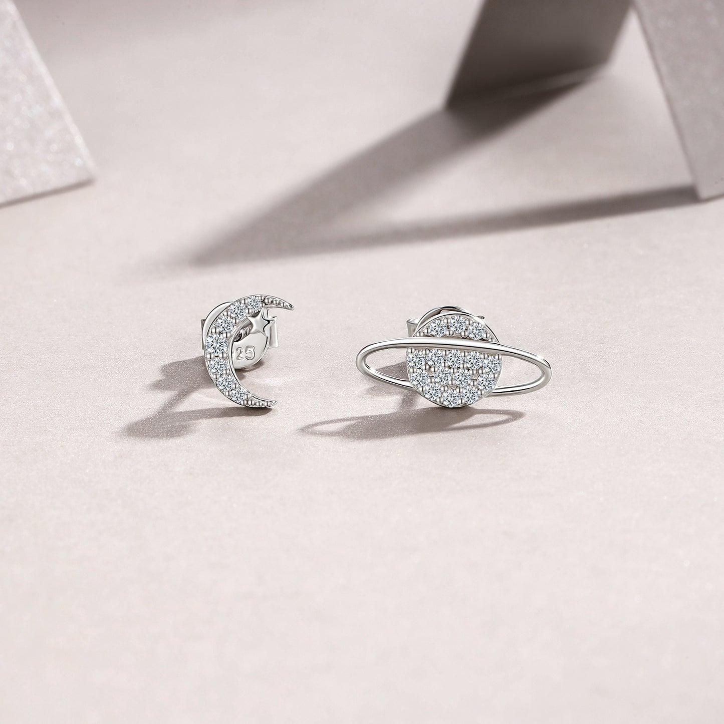 Minimalist Morganite Stud Earrings | 925 Silver | Elvarina