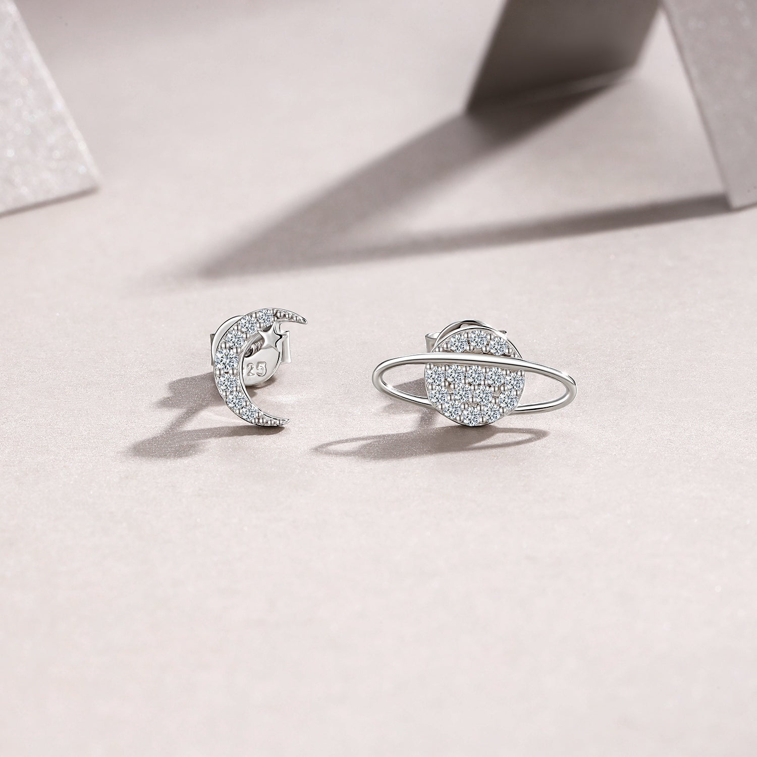 Minimalist Morganite Stud Earrings | 925 Silver | Elvarina