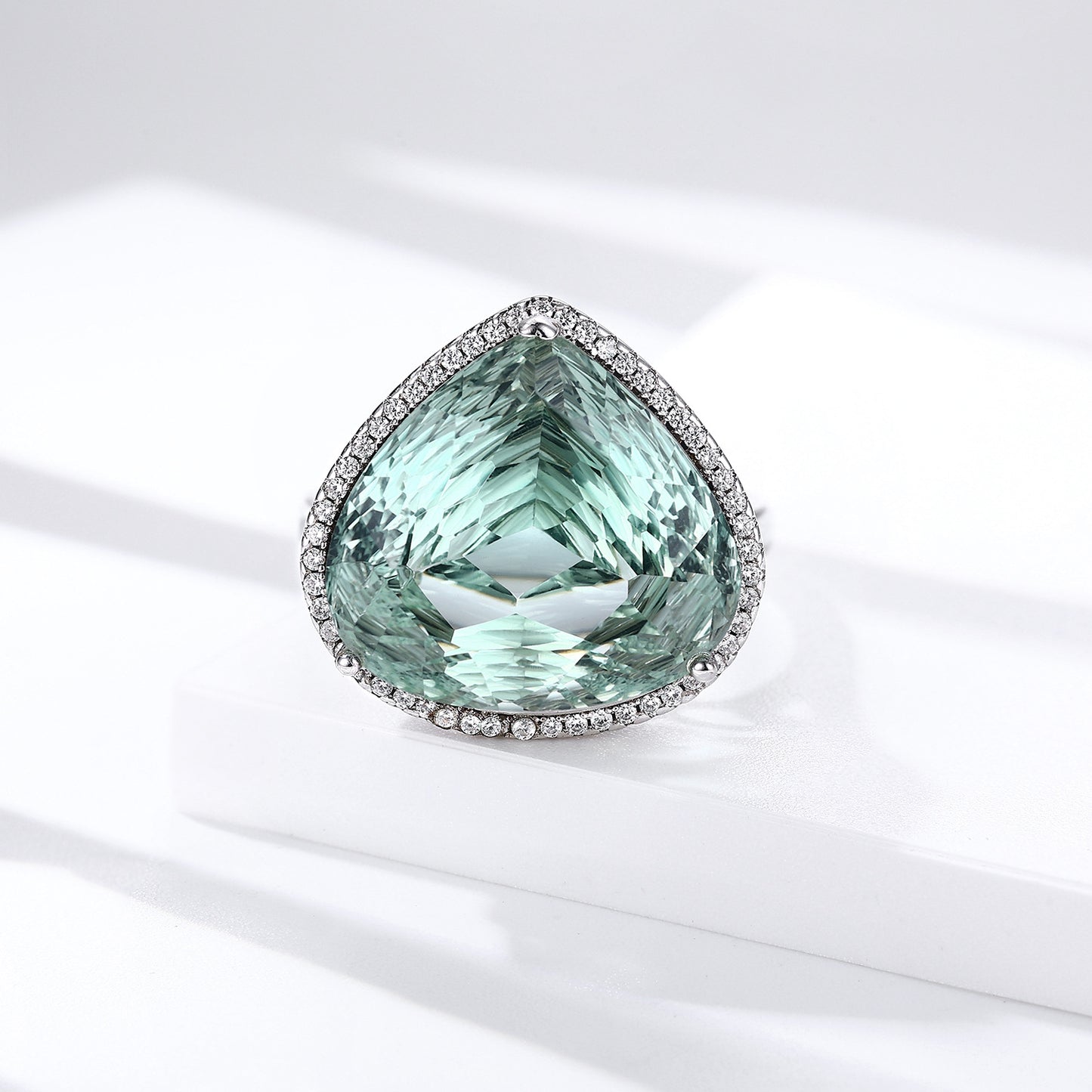 Green Crystal Peach Heart Ring in S925 Silver