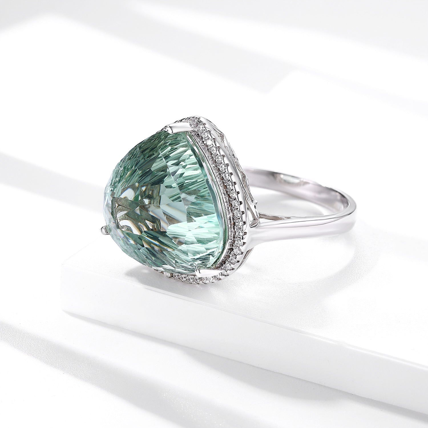 Green Crystal Peach Heart Ring | S925 | Elvarina