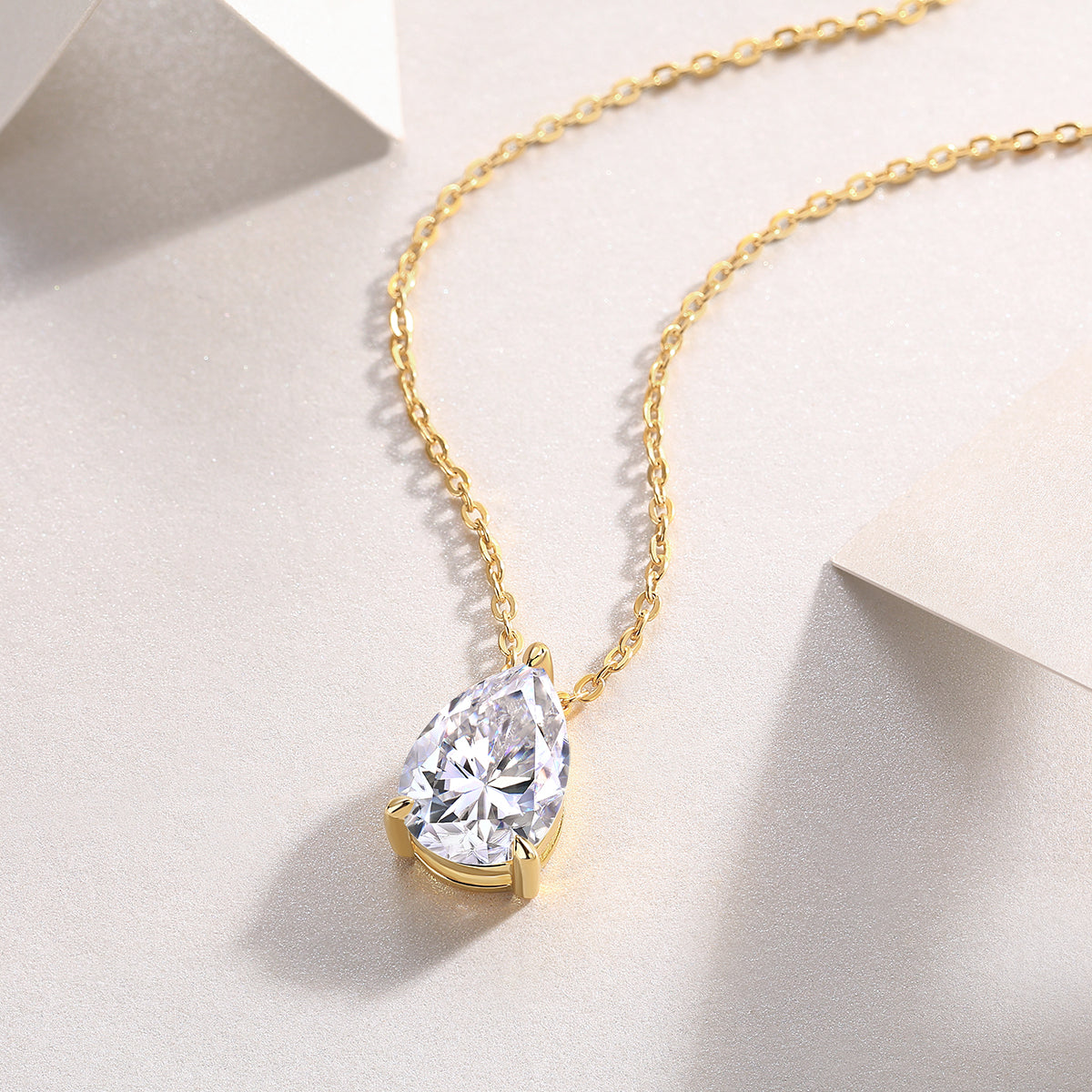 Pear-Shaped Moissanite Necklace | 925 Silver Gold Plated | Elvarina