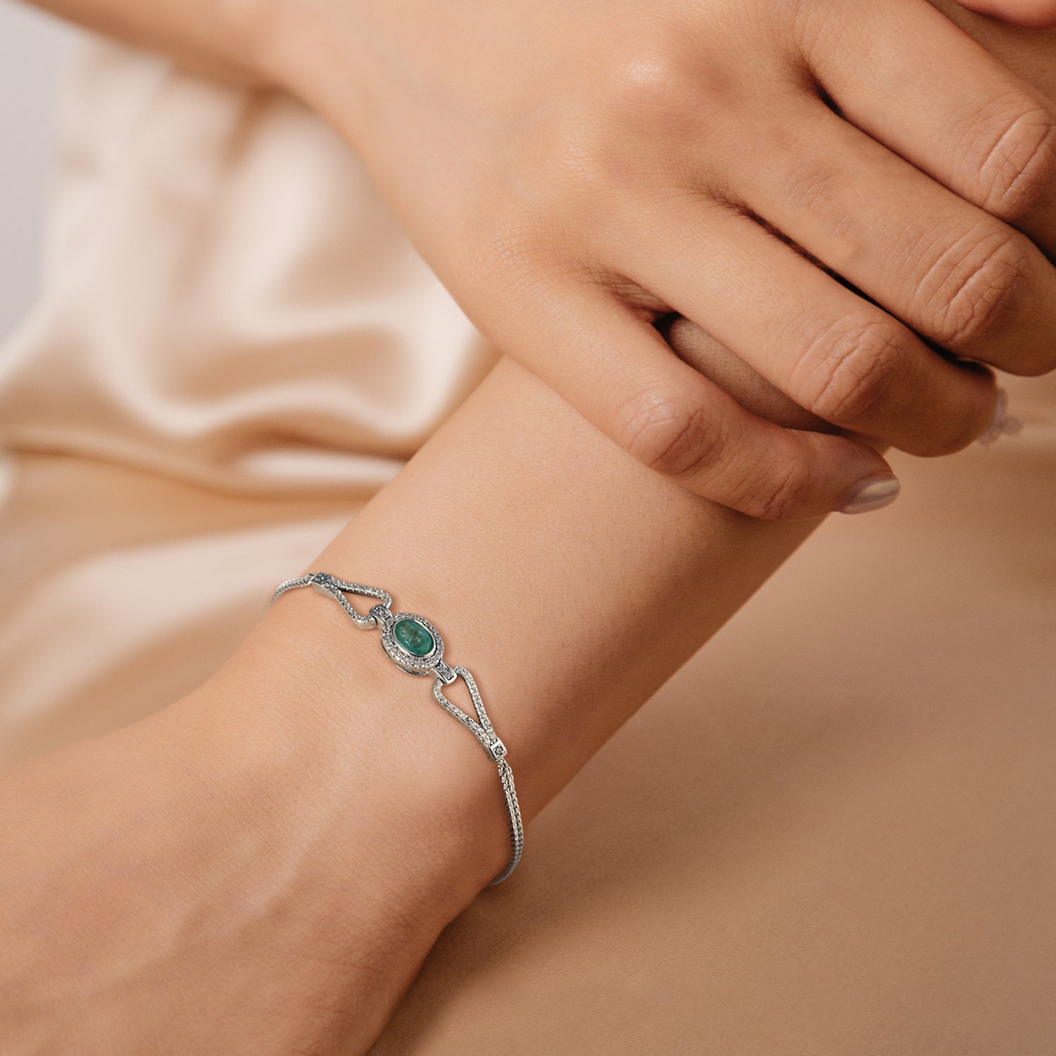 Natural Emerald Bracelet | S925 Silver | Elvarina
