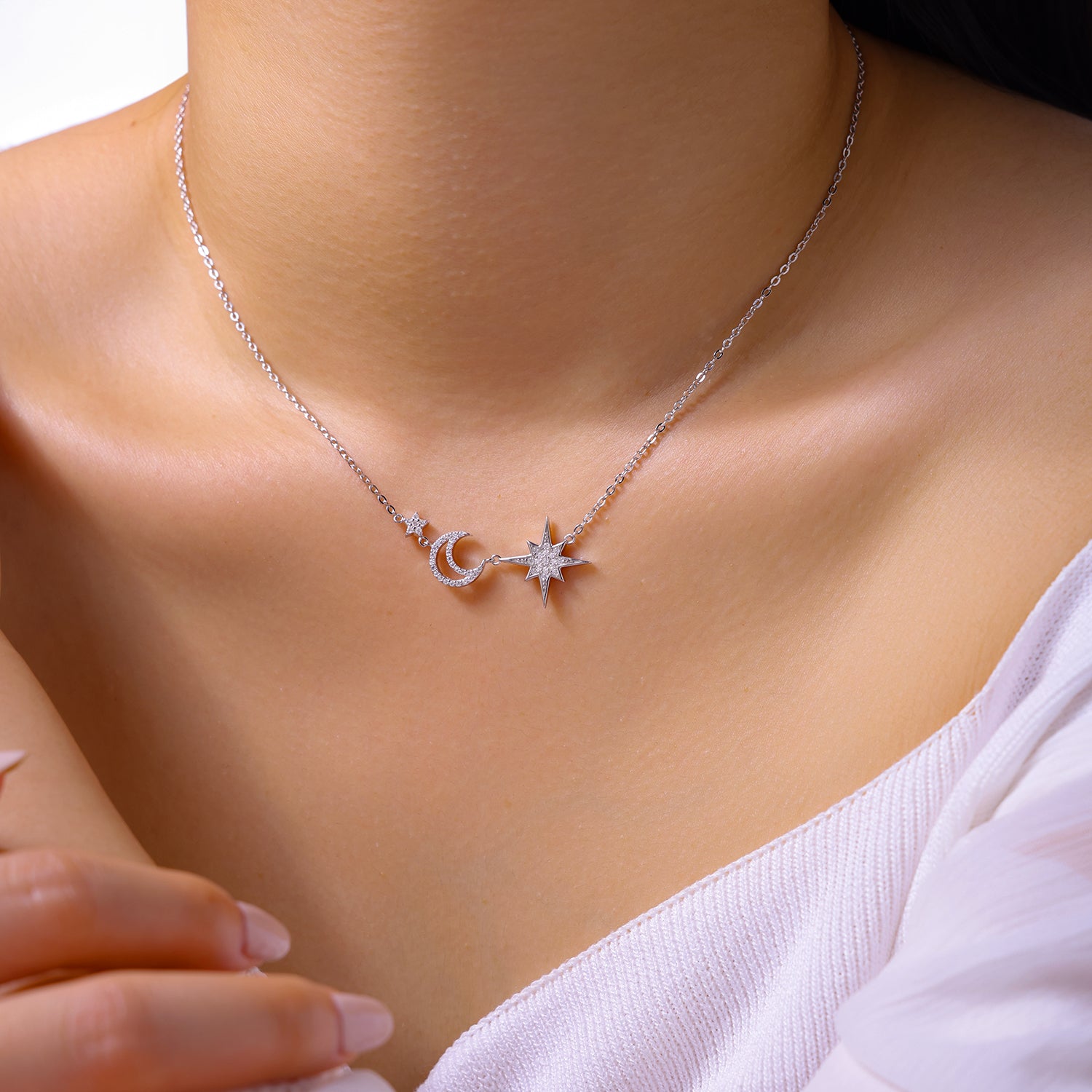 Minimalist Morganite Pendant Necklace | 925 Silver | Elvarina