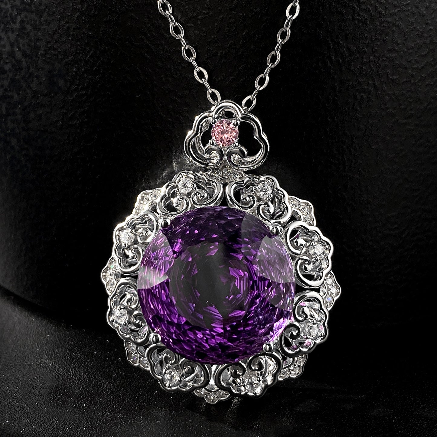 Natural Amethyst Pendant Necklace | Luxurious S925 Silver | Vintage Design