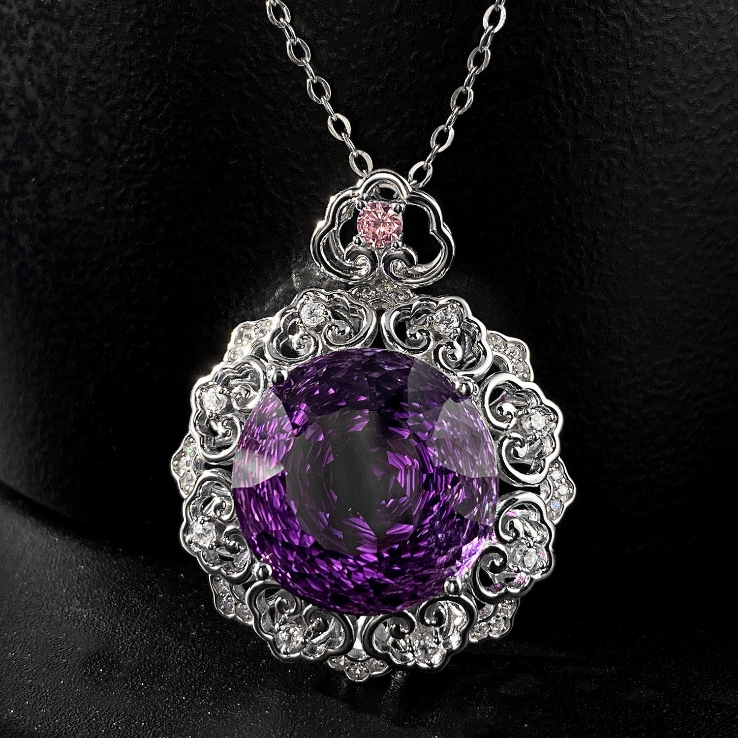 Natural Amethyst Pendant Necklace | Luxurious S925 Silver | Vintage Design