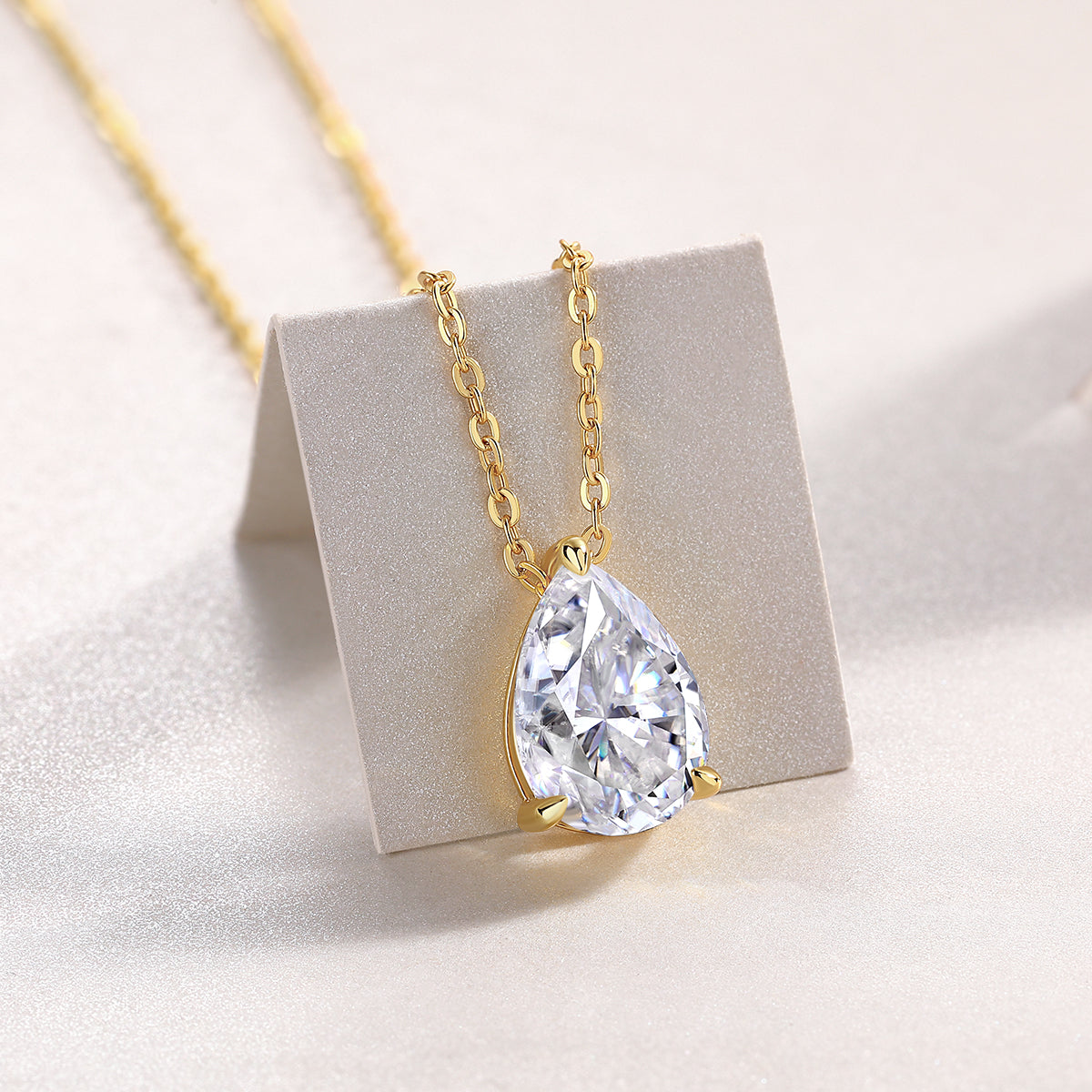 Pear-Shaped Moissanite Necklace | 925 Silver Gold Plated | Elvarina